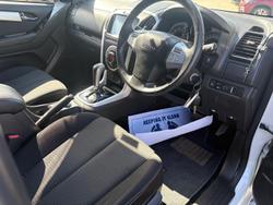 2017 Isuzu
MU-X LS-U