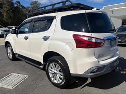 2017 Isuzu
MU-X LS-U