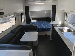 2017 New Age Caravans Manta Ray Mr19er