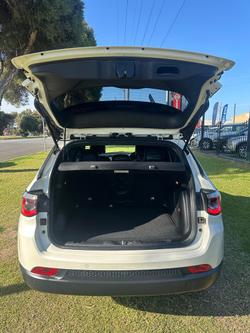 2020 Jeep
Compass Limited