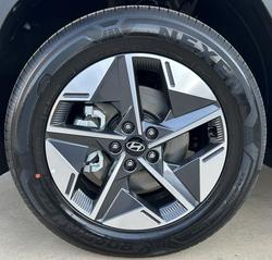 2025 Hyundai
                Tucson Elite