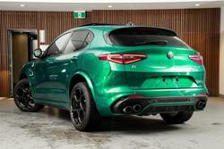 2022 Alfa Romeo Stelvio Quadrifoglio