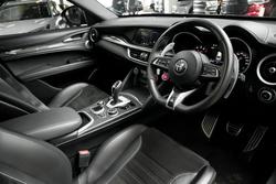 2022 Alfa Romeo Stelvio Quadrifoglio