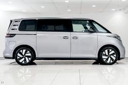 2025 Volkswagen ID. Buzz Pro BEV560