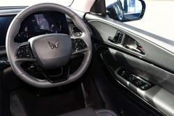 2025 Mahindra XUV700 AX7L