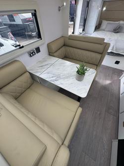 2025 JB Caravans Gator X 17'10 Fd Cafe