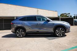 2025 MG HS Super Hybrid Essence