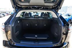 2025 MG HS Super Hybrid Essence