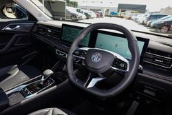 2025 MG HS Super Hybrid Essence