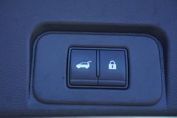 2023 Nissan
                X-TRAIL Ti e-POWER
