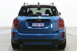 2022 MINI
                Countryman The Cooper SE MINI Yours