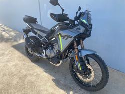 2024 CFMOTO 450 MT Black
