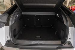 2025 Peugeot 3008 GT Premium Hybrid P64 MY25 Okenite White