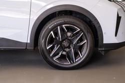 2025 Peugeot 3008 GT Premium Hybrid P64 MY25 Okenite White