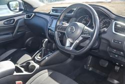 2020 Nissan
                QASHQAI ST+