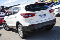 2020 Nissan
                QASHQAI ST+