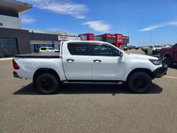 2022 Toyota Hilux SR White