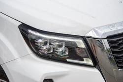 2025 Nissan
                Navara ST-X