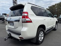2014 Toyota
                Landcruiser Prado Altitude
