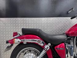 2014 Suzuki BOULEVARD S40 RED