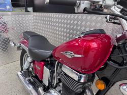 Suzuki Boulevard S40