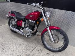 2014 Suzuki BOULEVARD S40 RED