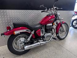2014 Suzuki BOULEVARD S40 RED