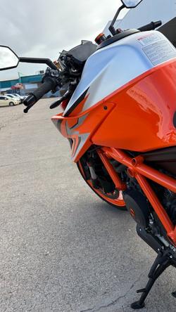 2022 Ktm 1290 SUPER DUKE R Orange