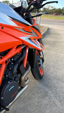 2022 Ktm 1290 SUPER DUKE R Orange