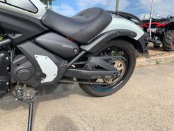 2022 Kawasaki VULCAN S SE White
