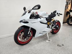 2015 DUCATI 899 PANIGALE White