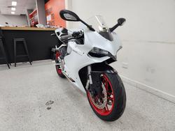 2015 DUCATI 899 PANIGALE White