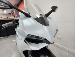 2015 DUCATI 899 PANIGALE White