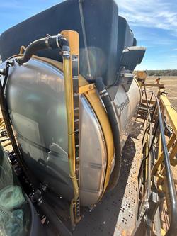 2011 Rogator Rg1300 Sp Sprayer
