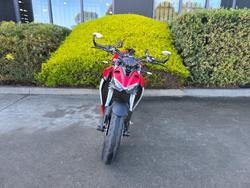 2023 DUCATI STREETFIGHTER V2 Red