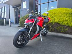 2023 DUCATI STREETFIGHTER V2 Red