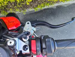 2023 DUCATI STREETFIGHTER V2 Red