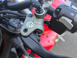 2023 DUCATI STREETFIGHTER V2 Red