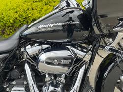 2018 HARLEY-DAVIDSON FLTRX ROAD GLIDE Black