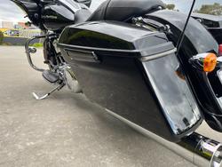 2018 HARLEY-DAVIDSON FLTRX ROAD GLIDE Black