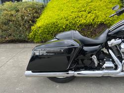 2018 HARLEY-DAVIDSON FLTRX ROAD GLIDE Black