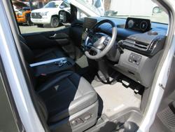 2022 Hyundai STARIA Highlander