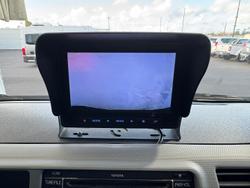 2011 Toyota Hiace Commuter