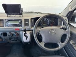2011 Toyota Hiace Commuter