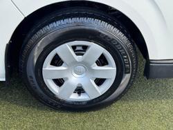 2011 Toyota Hiace Commuter