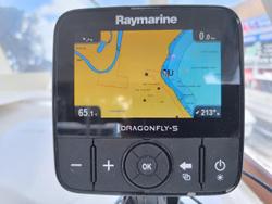 2015 DELTACRAFT Half Cabin Cruiser