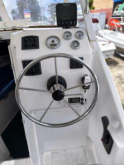 2015 DELTACRAFT Half Cabin Cruiser