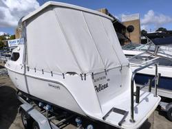 2015 DELTACRAFT Half Cabin Cruiser