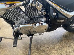 2015 Suzuki VL250 (LC250 INTRUDER) BLACK