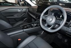 2025 Nissan
X-TRAIL N-TREK